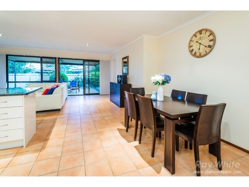 43 Chanel Crescent, Eight Mile Plains QLD 4113