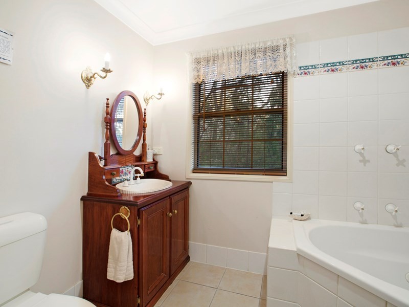 9-15 Mayfair Lane, Stanthorpe QLD 4380