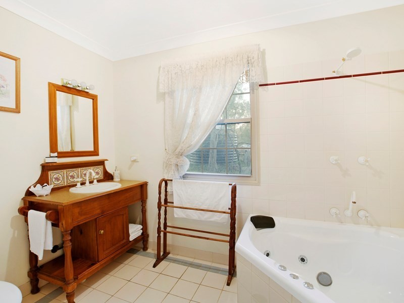 9-15 Mayfair Lane, Stanthorpe QLD 4380