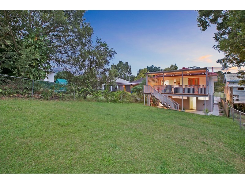 110 Harold Street, Holland Park QLD 4121