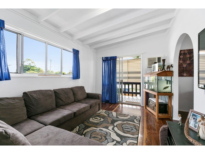 27 Moon Street, Caboolture South QLD 4510