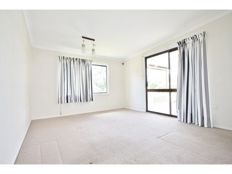 23 Headfort Street, Greenslopes QLD 4120