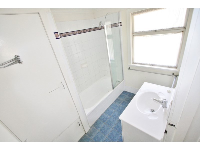 23 Headfort Street, Greenslopes QLD 4120