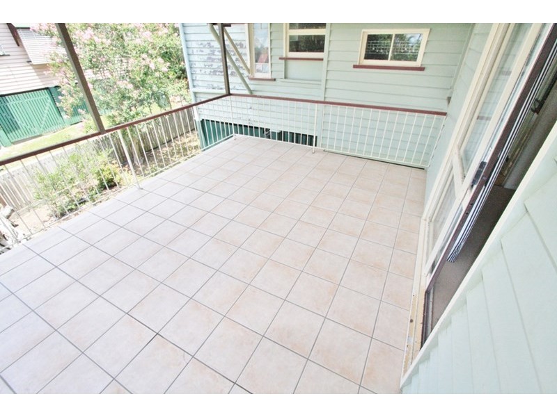 23 Headfort Street, Greenslopes QLD 4120