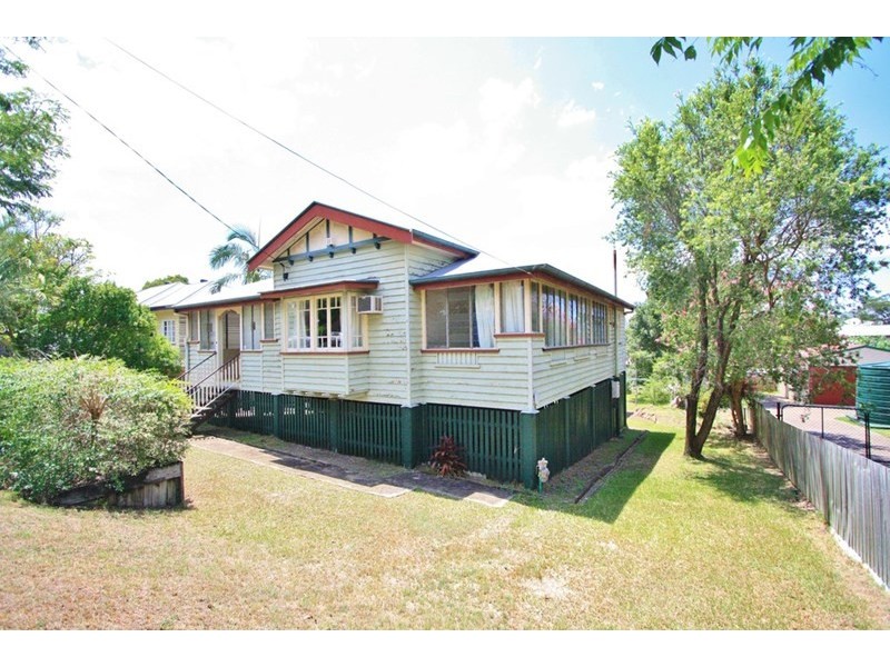 23 Headfort Street, Greenslopes QLD 4120