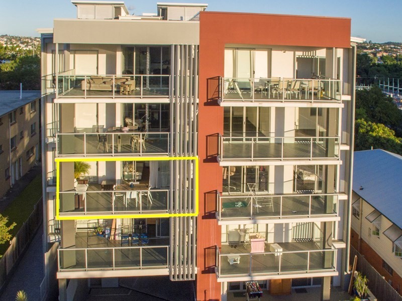 10/28 Carl Street, Woolloongabba QLD 4102