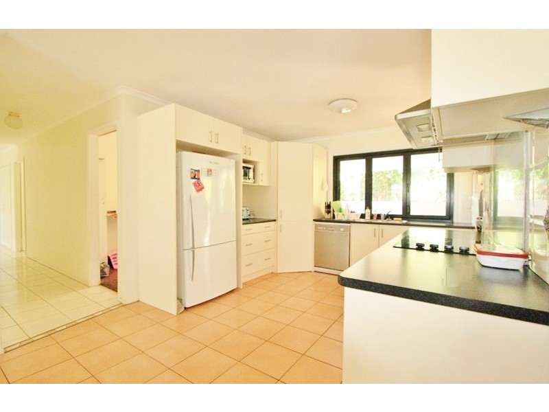 16 Isabella Street, Tarragindi QLD 4121