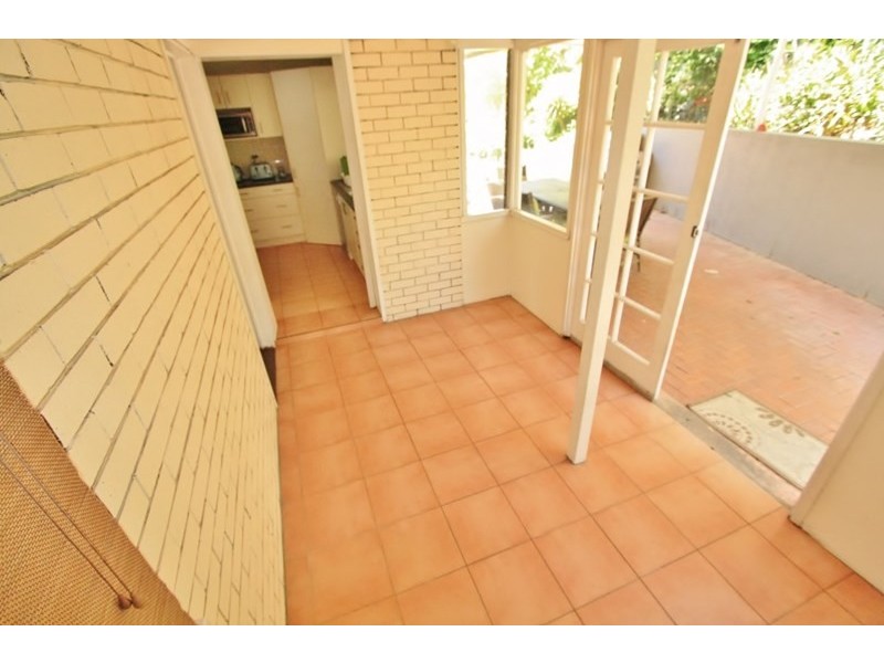 16 Isabella Street, Tarragindi QLD 4121