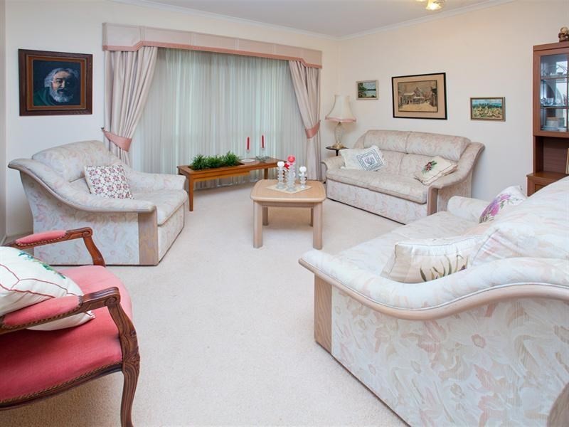 29 Justin Street, Holland Park West QLD 4121