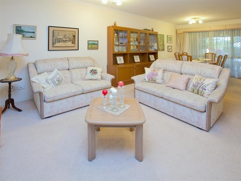 29 Justin Street, Holland Park West QLD 4121