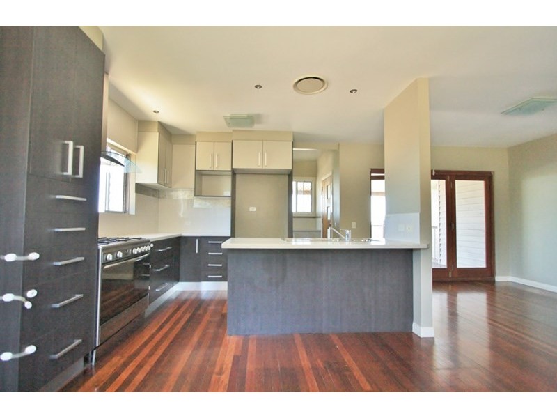 109 The Promenade, Camp Hill QLD 4152