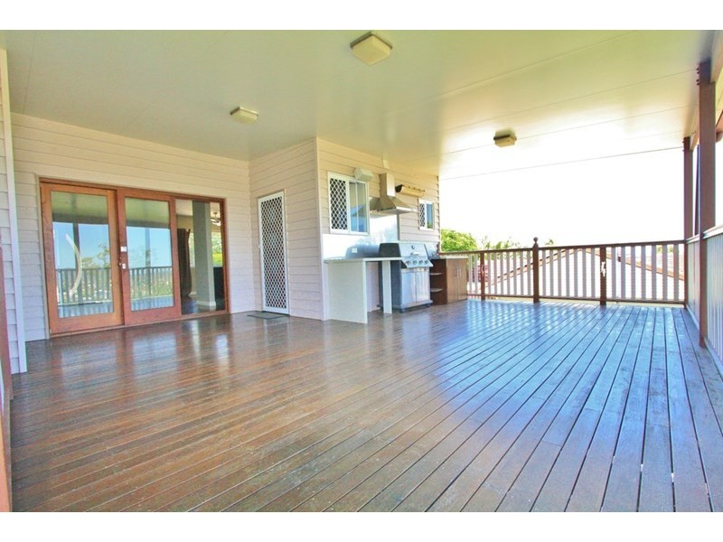 109 The Promenade, Camp Hill QLD 4152