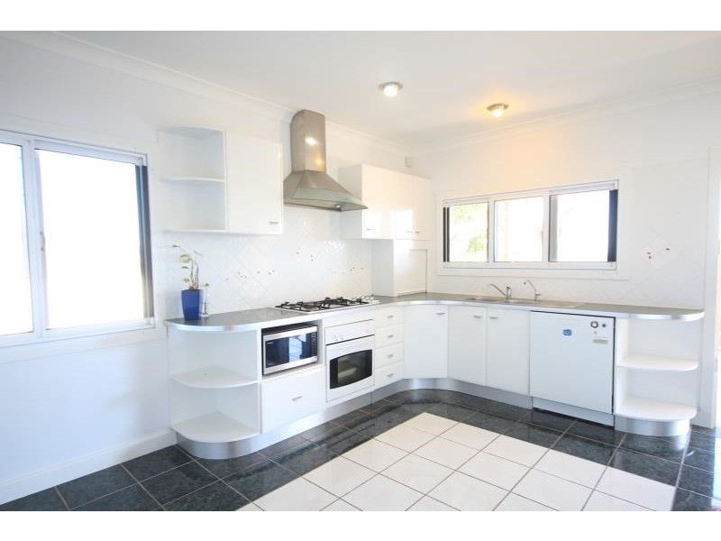 101 Brodie Street, Holland Park West QLD 4121