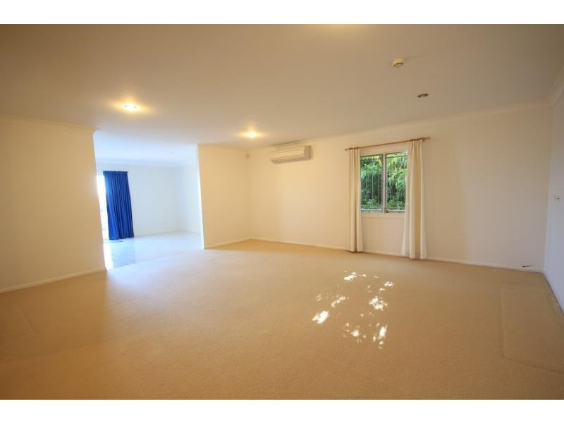 101 Brodie Street, Holland Park West QLD 4121