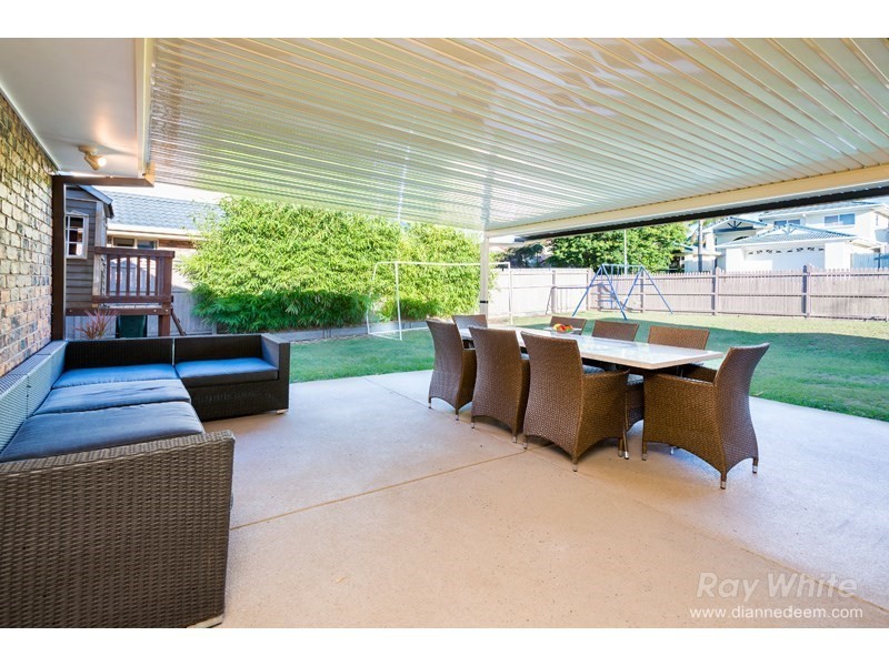 70 Nardie Street, Eight Mile Plains QLD 4113