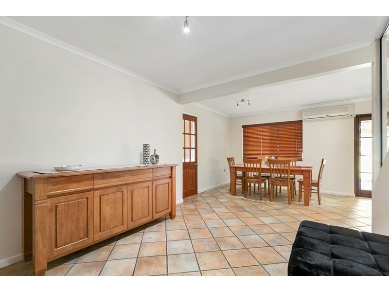 37 Cummin Street, Wishart QLD 4122