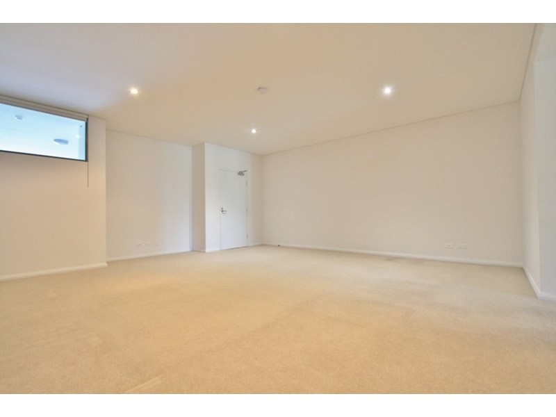 Unit 109/22 Ben Lexcen Drive, Robina QLD 4226