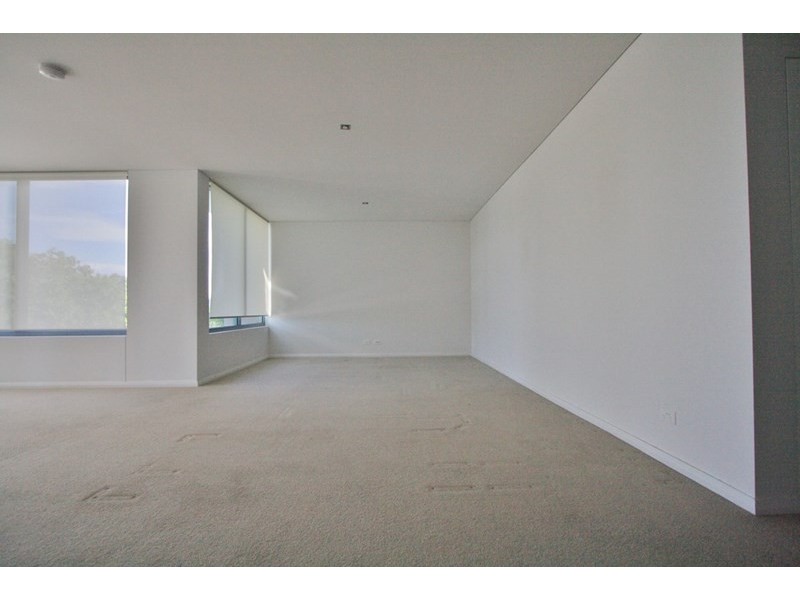 Unit 109/22 Ben Lexcen Drive, Robina QLD 4226