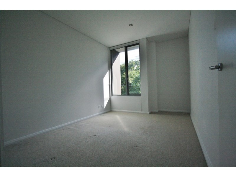 Unit 109/22 Ben Lexcen Drive, Robina QLD 4226