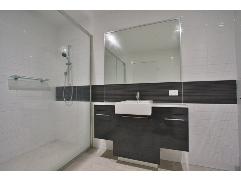 Unit 109/22 Ben Lexcen Drive, Robina QLD 4226