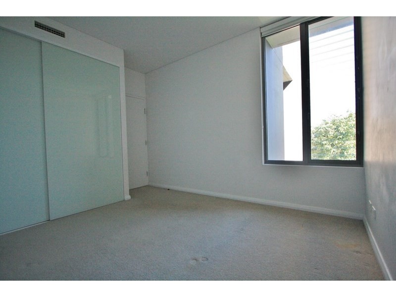 Unit 109/22 Ben Lexcen Drive, Robina QLD 4226