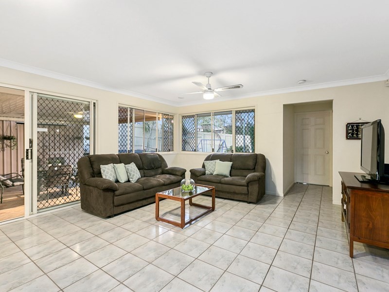 16 Springvale Circuit, Underwood QLD 4119