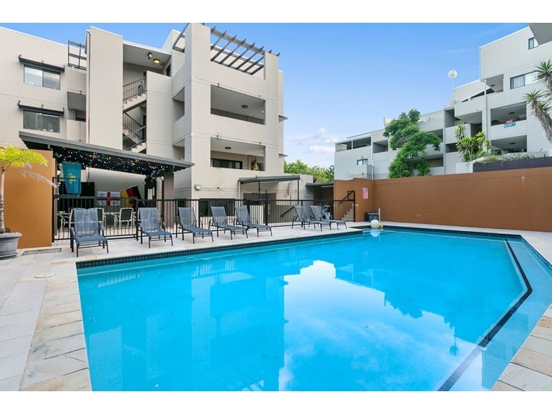 2/1848 Logan Road, Upper Mount Gravatt QLD 4122