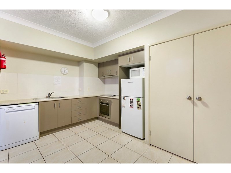 2/1848 Logan Road, Upper Mount Gravatt QLD 4122