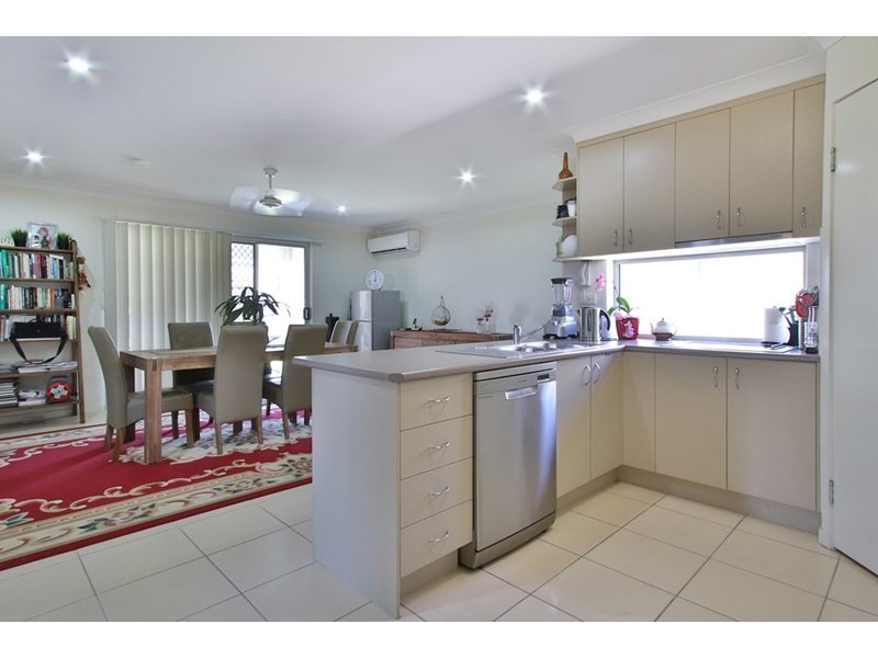 15 Surwold Way, Loganlea QLD 4131
