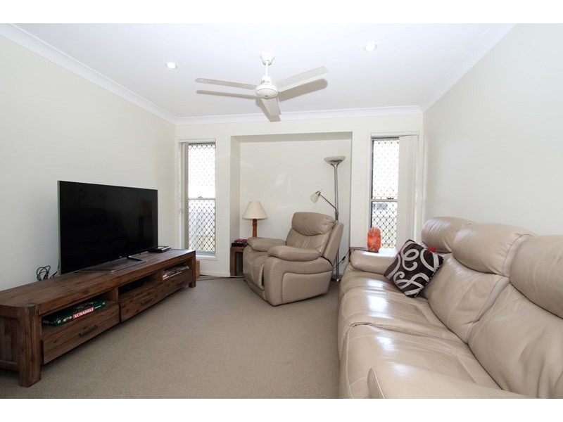 15 Surwold Way, Loganlea QLD 4131