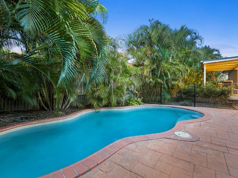 27 Carnarvon Way, Murarrie QLD 4172