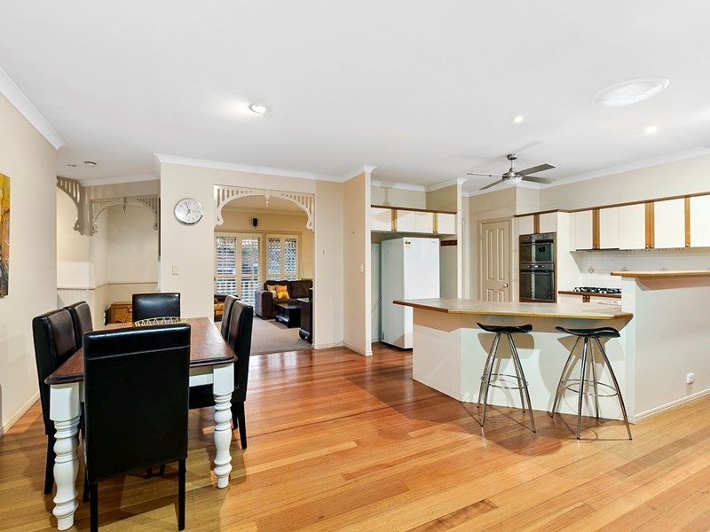 27 Carnarvon Way, Murarrie QLD 4172