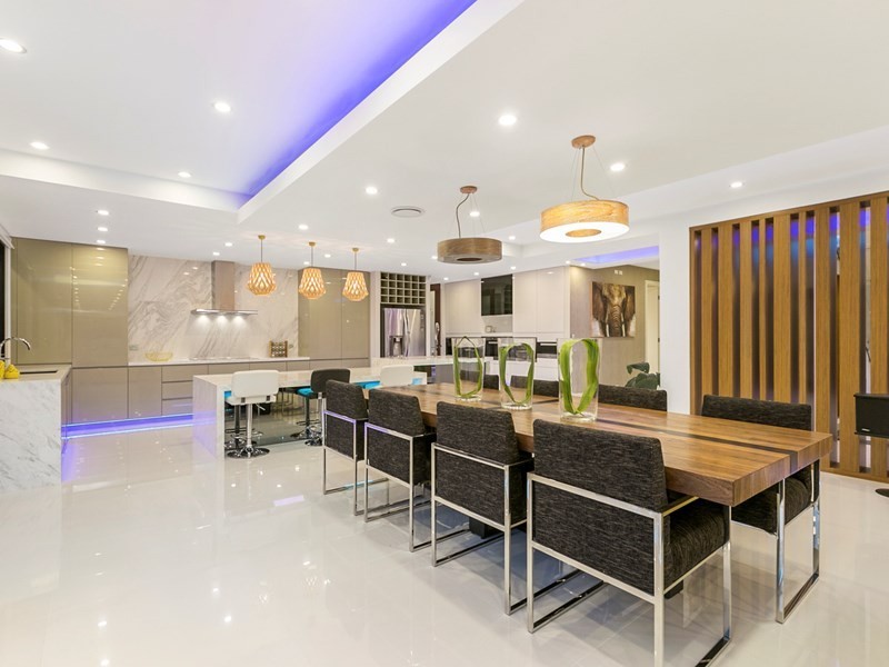 9 Parnassus Street, Robertson QLD 4109
