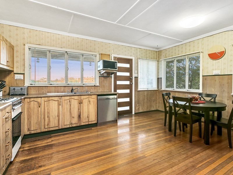 10 Waller Street, Mount Gravatt QLD 4122