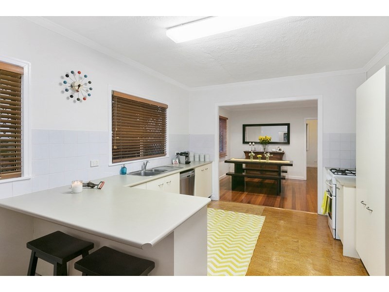 33 Ure Street, Hendra QLD 4011