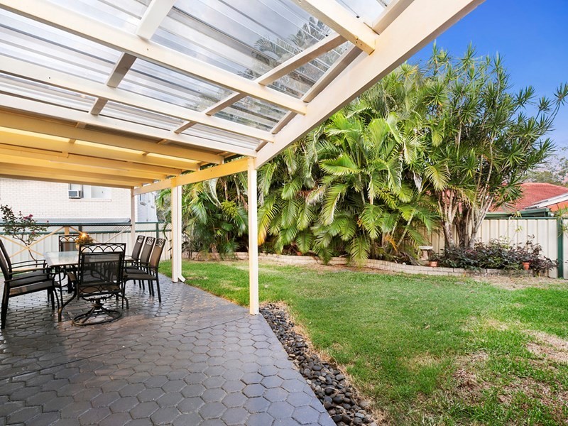 18 Laglan Street, Carindale QLD 4152