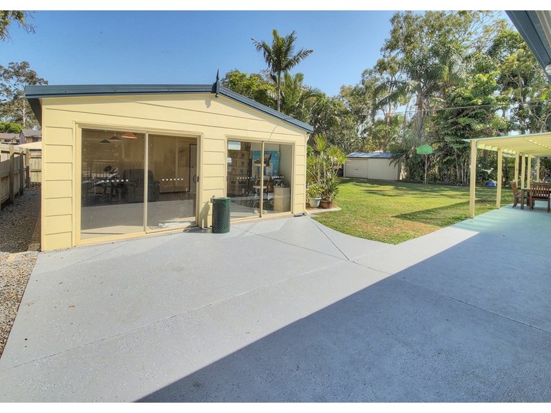 6 Campus Street, Loganlea QLD 4131