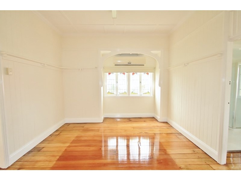 18 Chatsworth Road, Greenslopes QLD 4120