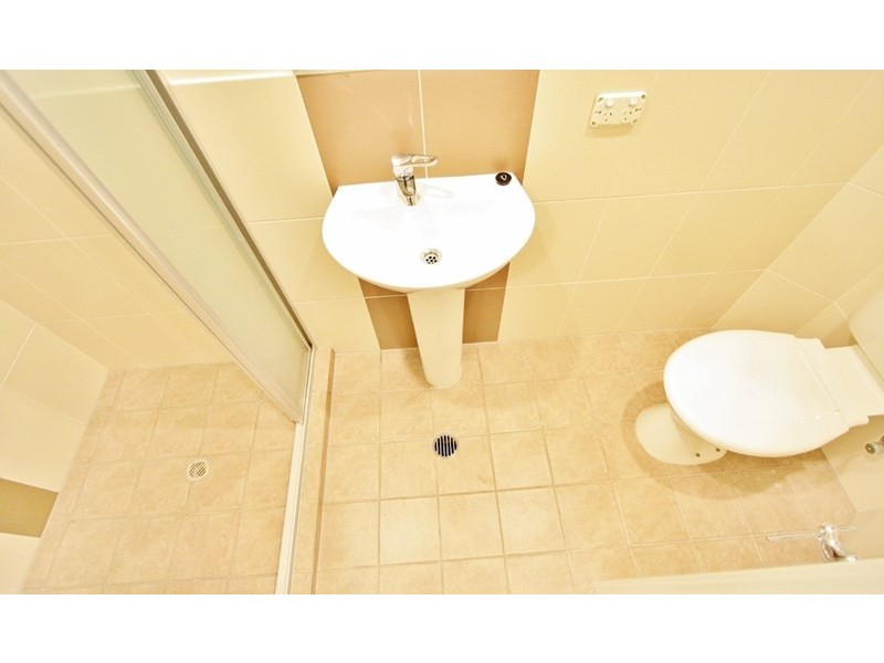 5/8 Eric Road, Holland Park QLD 4121