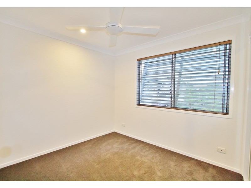 5/8 Eric Road, Holland Park QLD 4121