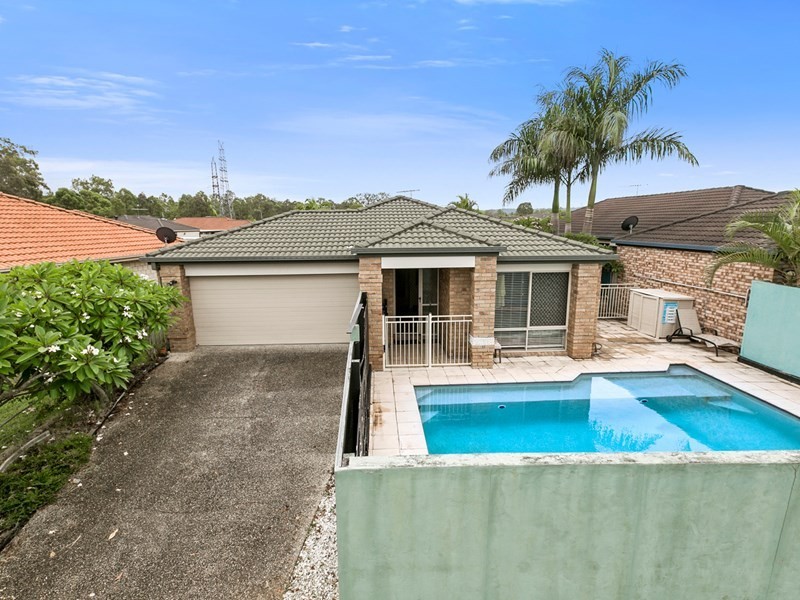 6 Links Avenue, Meadowbrook QLD 4131