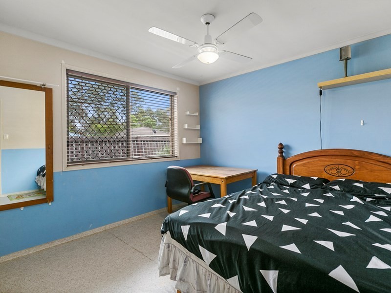 6 Links Avenue, Meadowbrook QLD 4131