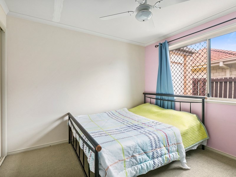 6 Links Avenue, Meadowbrook QLD 4131