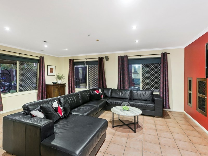 51 Michelangelo Crescent, Mackenzie QLD 4156