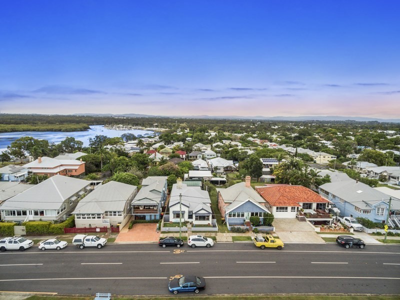 110 Shorncliffe Parade, Shorncliffe QLD 4017