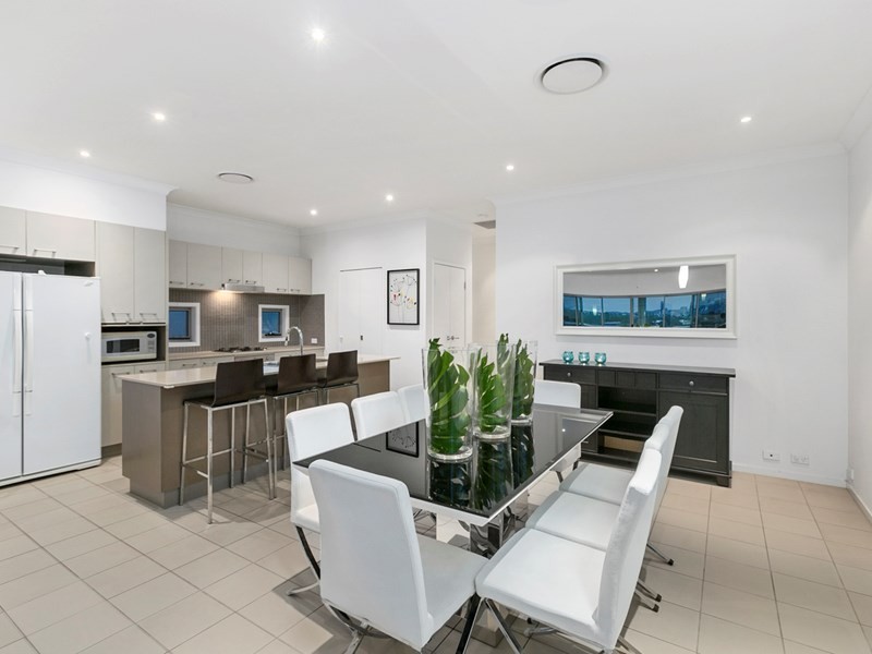 11 Menindee Street, Murarrie QLD 4172