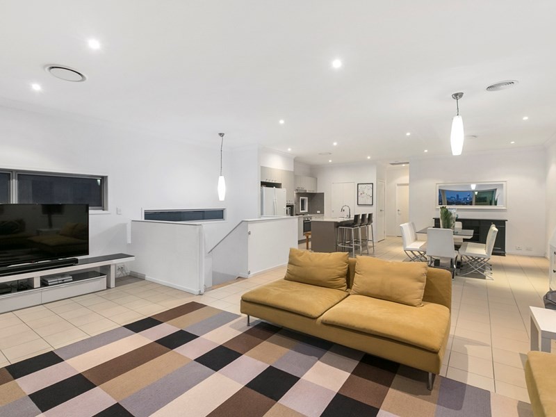 11 Menindee Street, Murarrie QLD 4172