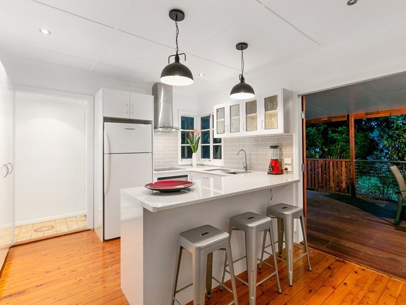 76 Pond Street, Mount Gravatt East QLD 4122