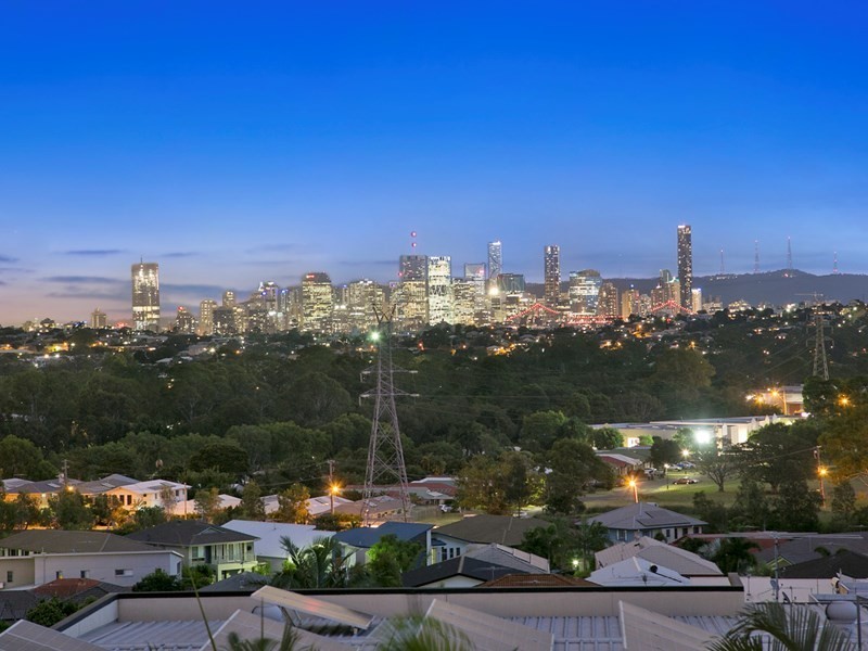 18 Governor Terrace, Murarrie QLD 4172