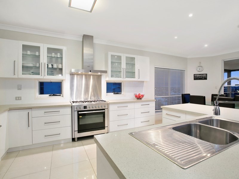 18 Governor Terrace, Murarrie QLD 4172